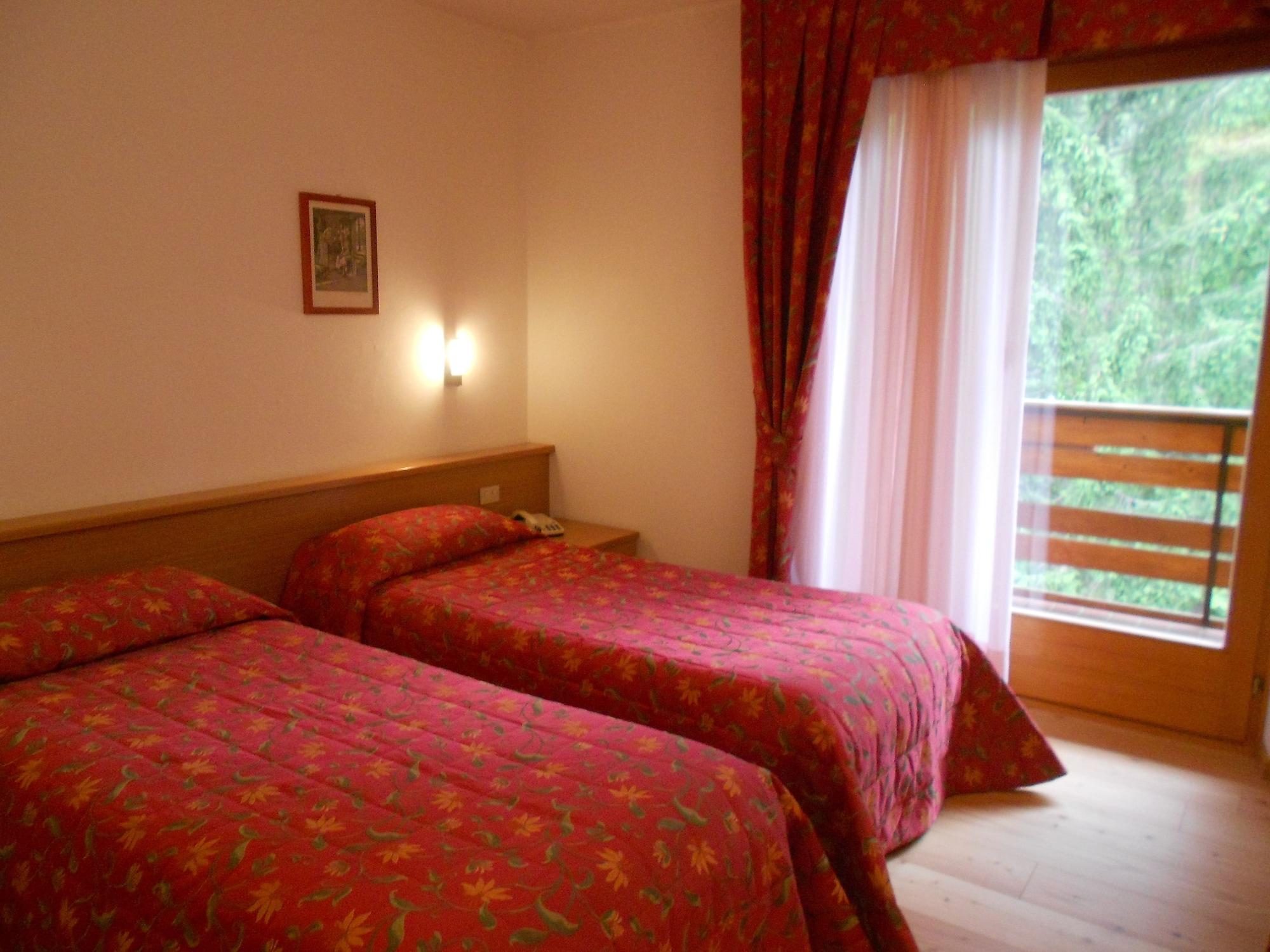 Garni Lago Nembia San Lorenzo Dorsino Ngoại thất bức ảnh